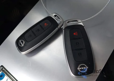 2025 Nissan Kicks Play S from USA, damaged, VIN 3N1CP5BV7SL483512